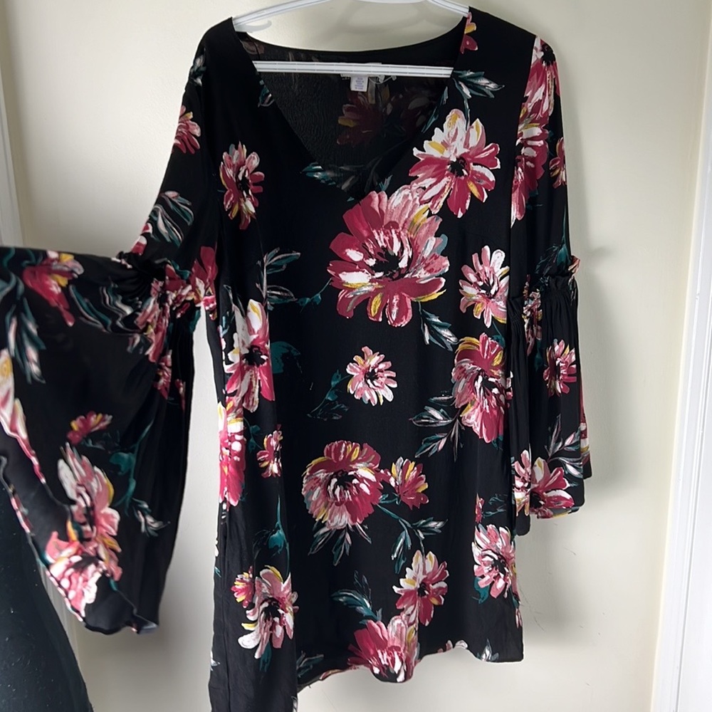 I.State Floral Mini Bell Sleeves Dress With Pockets Size Medium
